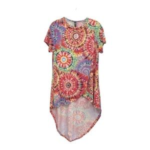 Ashley Blue size XL Hi-lo "tie dye" shirt. Multi colored circles, flap front